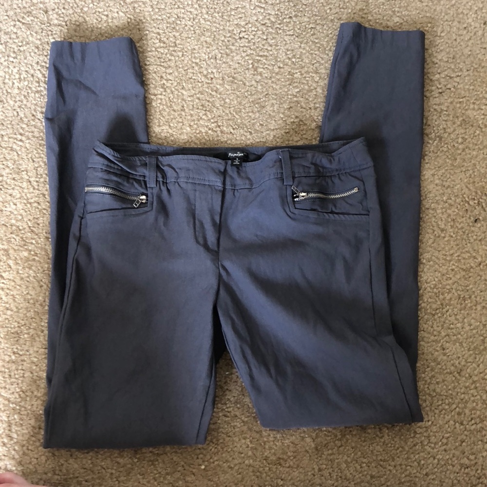 grey papaya pants